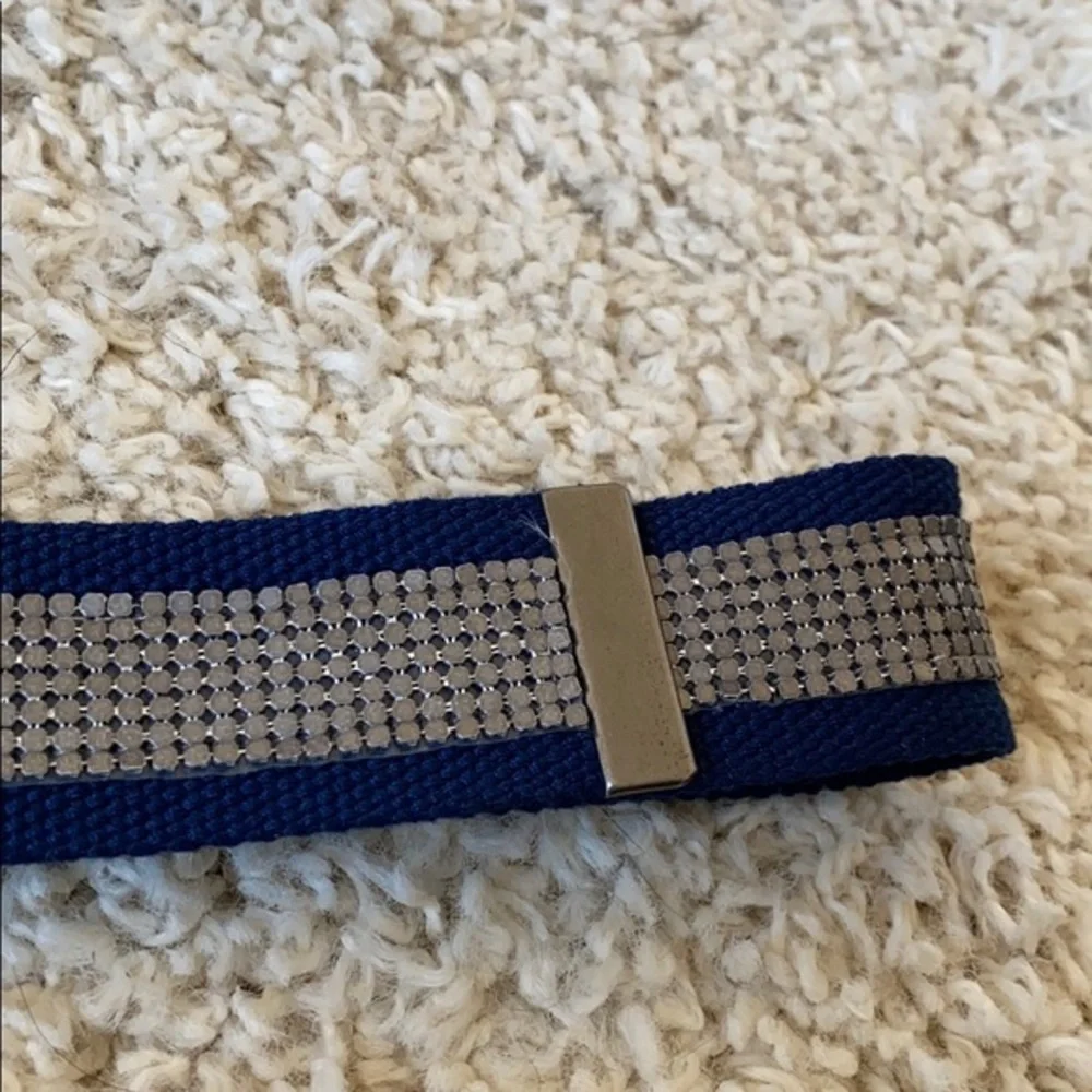 💛Y2K 90’s seatbelt style belt with mesh details